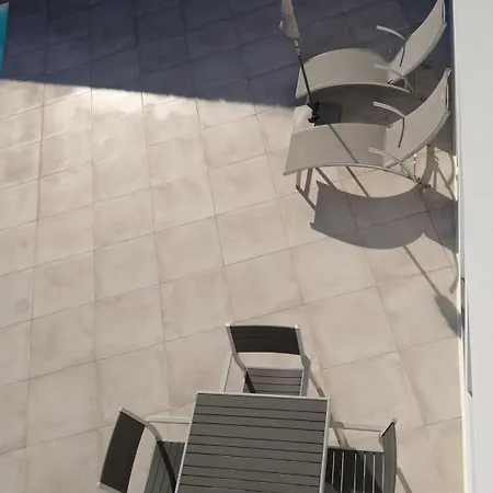 Tranquilidad Entre Volcanes